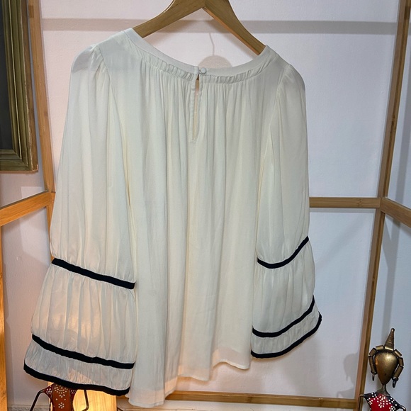 Ann Taylor Tops. Size- M - Picture 11 of 14